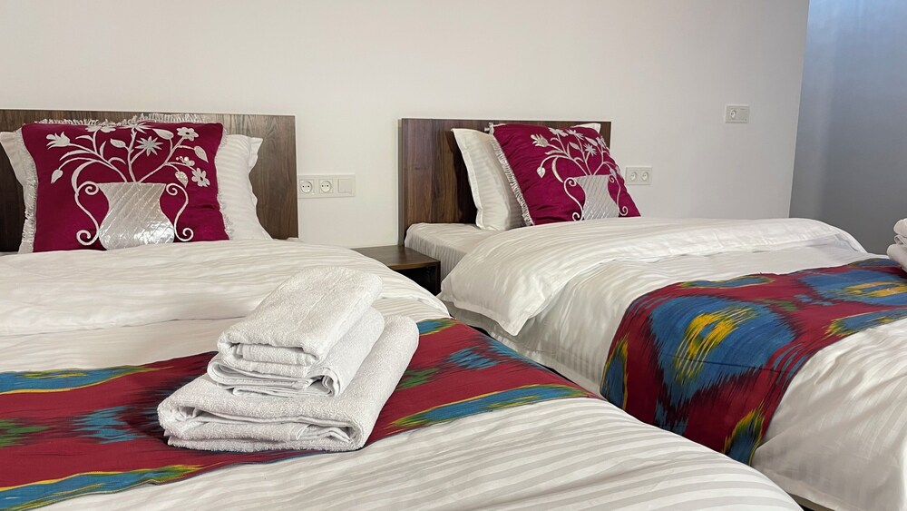 Family Guest House Mahbubakhon