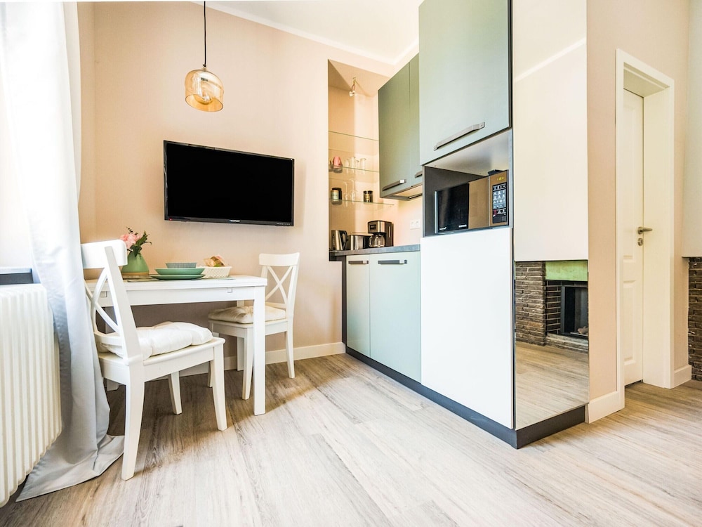 Modern Apartment With Terrace