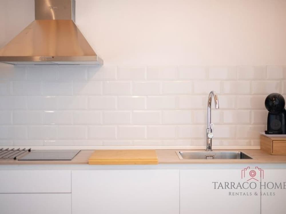 Th56e Apartamentos Murmur la nit