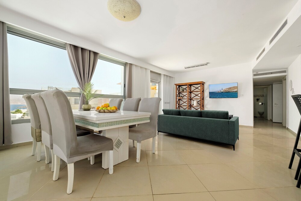Sea View Beach Penthouse by Sea N' Rent
