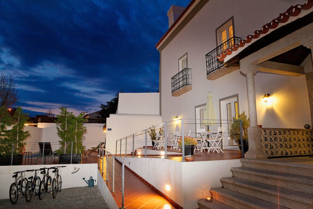 Sani Lodge