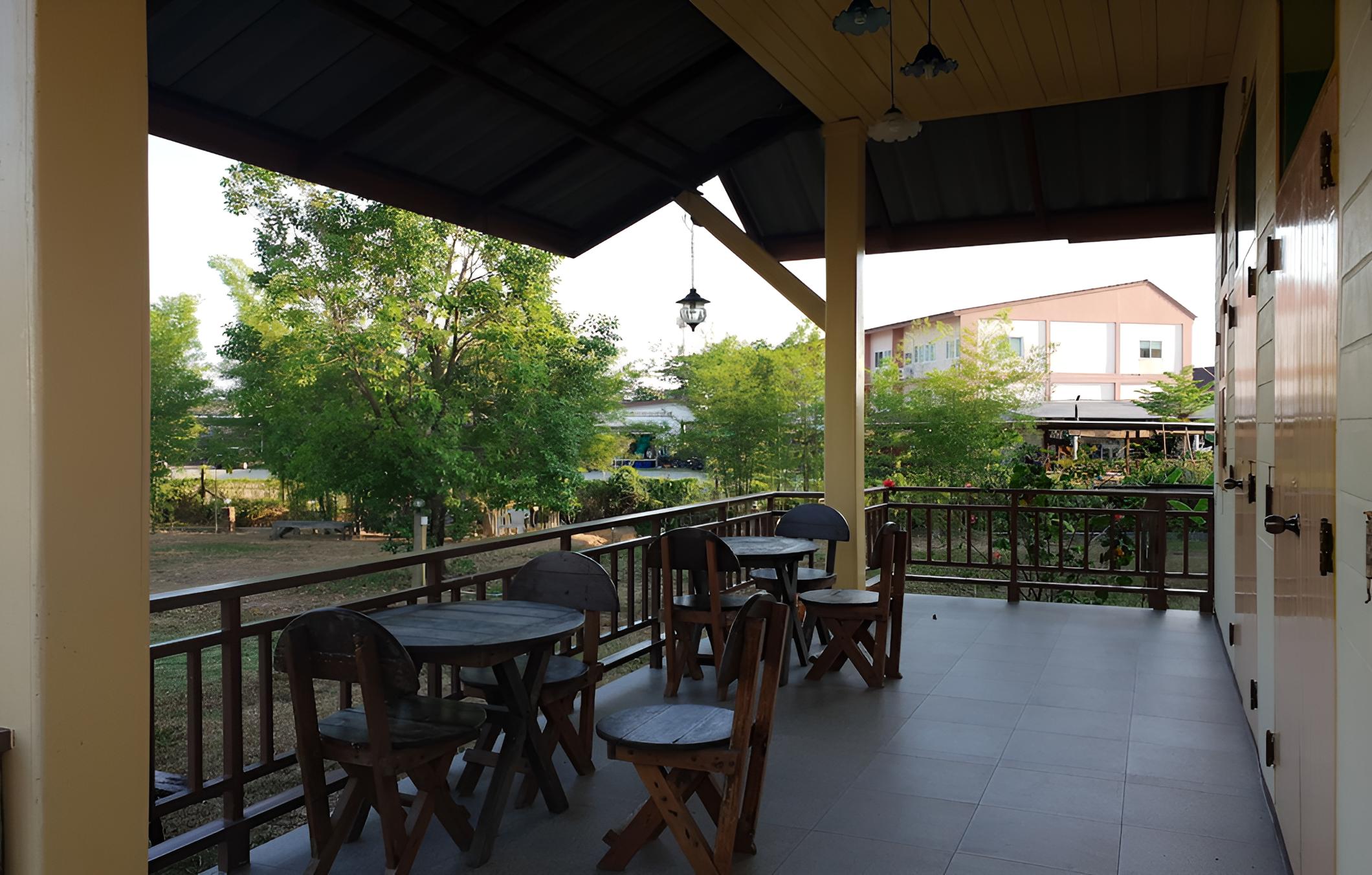 Benjapirom Private House view 4