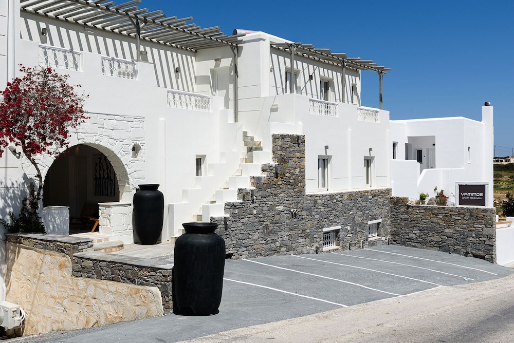 Vammos Luxury Apartments