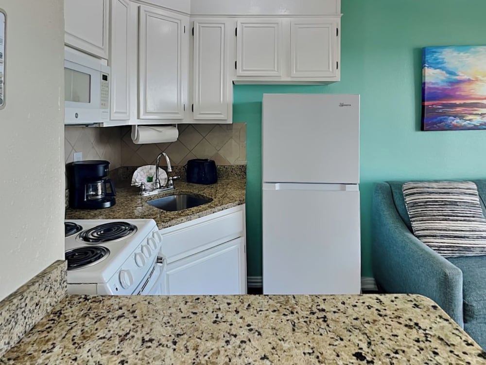 Casa Del Mar 350-front Facing