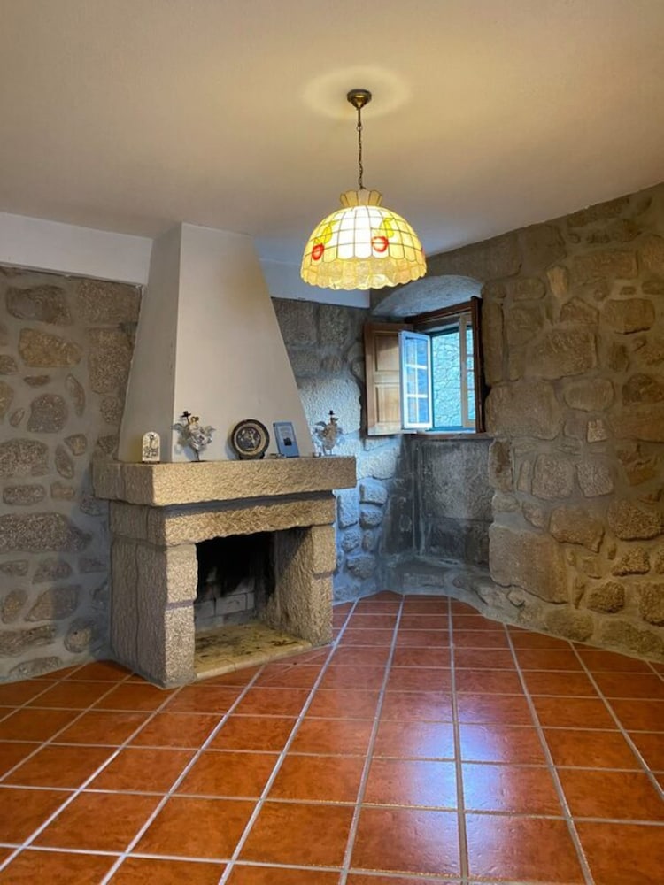 Rustic Terrace2 Bedrooms Farm House
