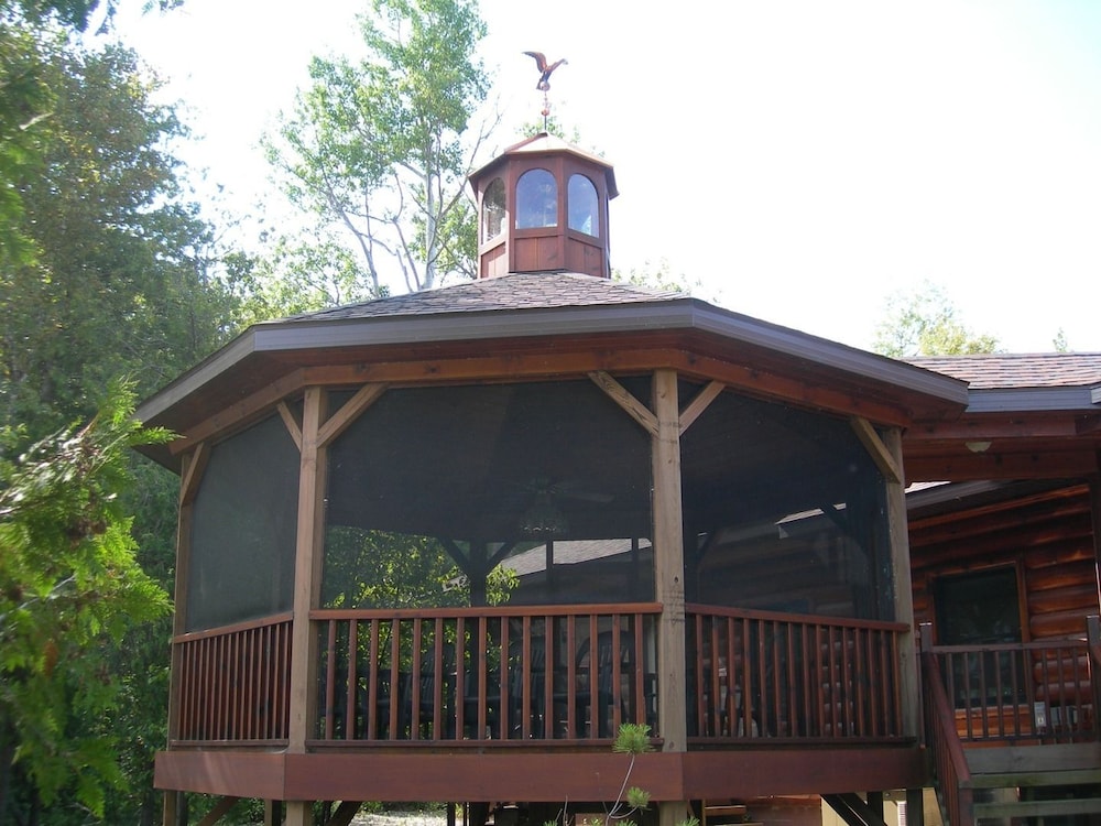 Ninemile Point B&B Inn