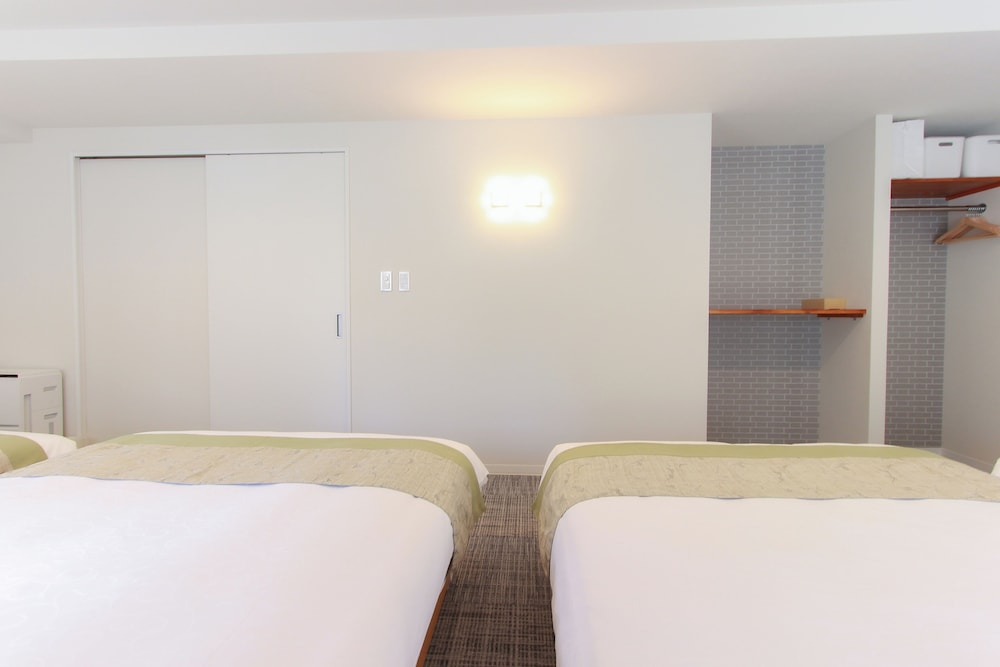 HOTEL Tiara