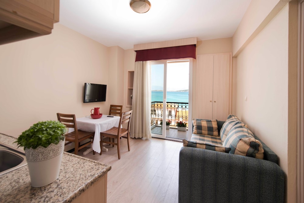Ileri Otel & Daireler - Image 62