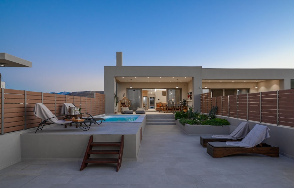 Anasa Luxury Villas