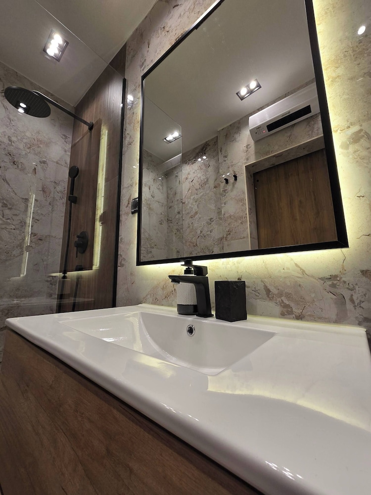Cozy 35m2 Apartment in Central Skopje
