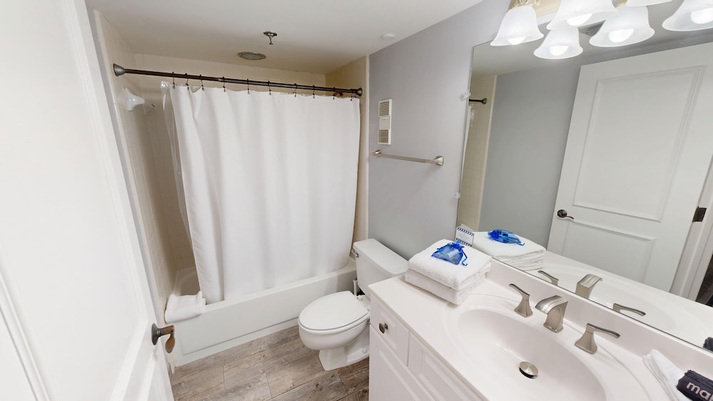 Inlet Reef 513 2 Bedroom Condo