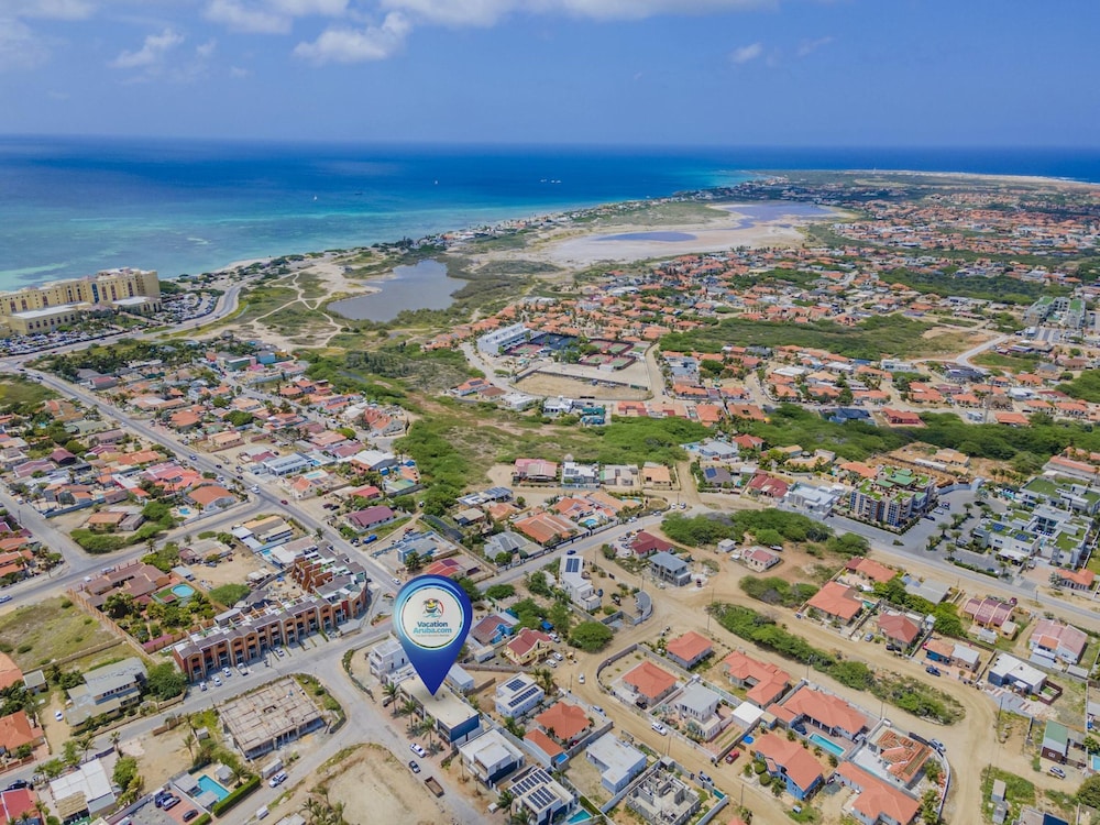 Serene Designer Gem Walk to Beach Strip Pool