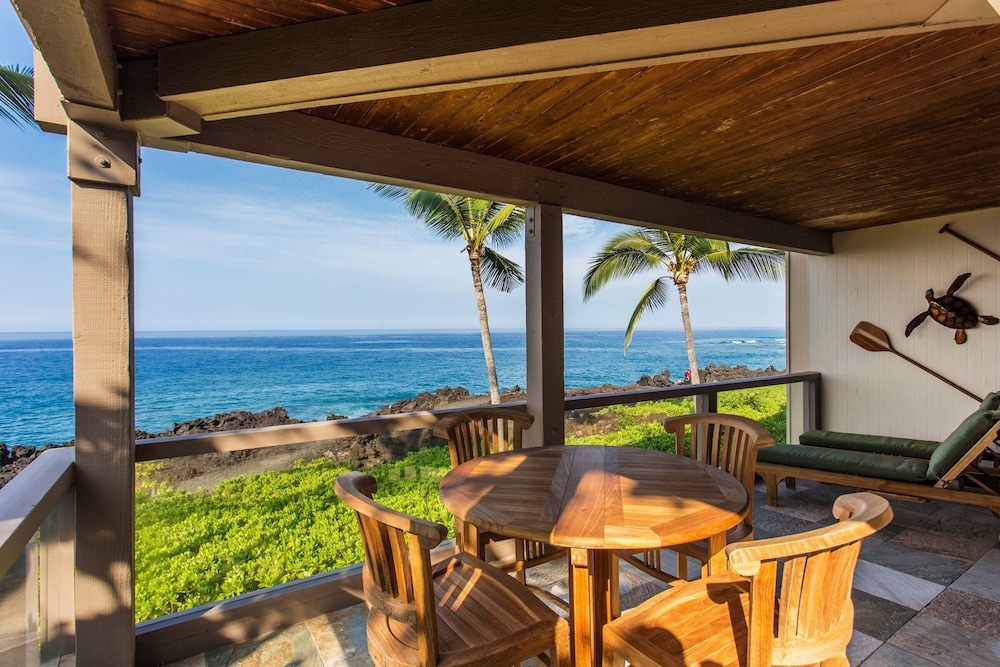 Exquisite Oceanfront Beautifully Upgraded Corner Unit - Vrkcv