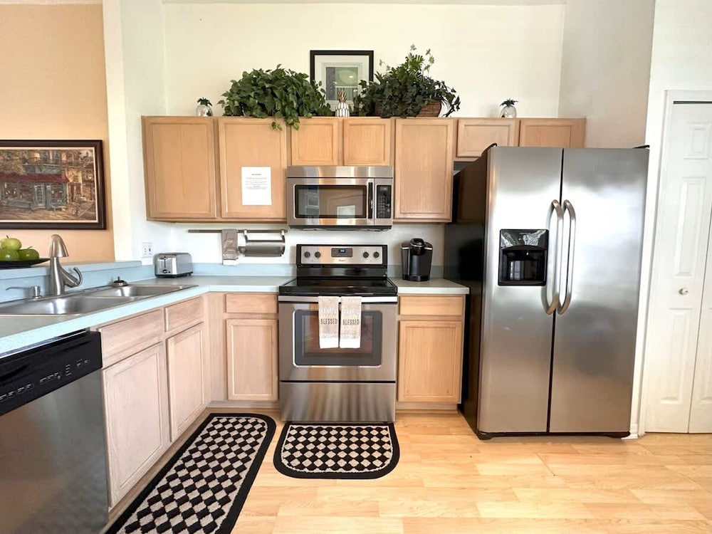 Less Than 10 Minutes From Disney 3Bd Villa With Pool