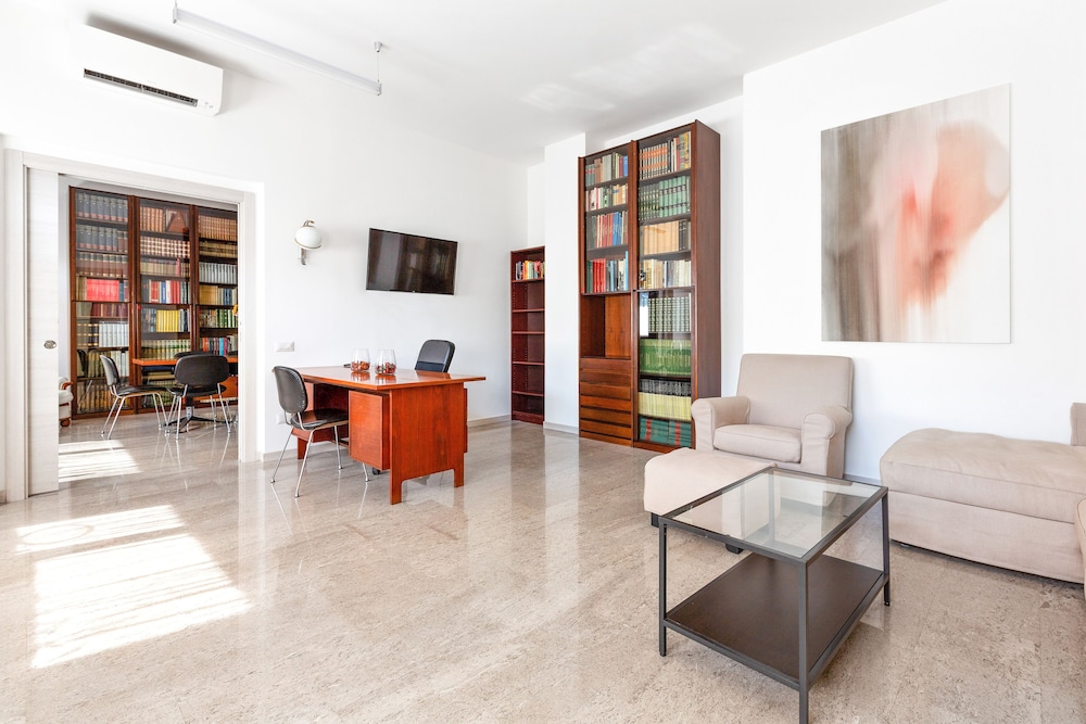 Istria & Zara Flat with Private Parking
