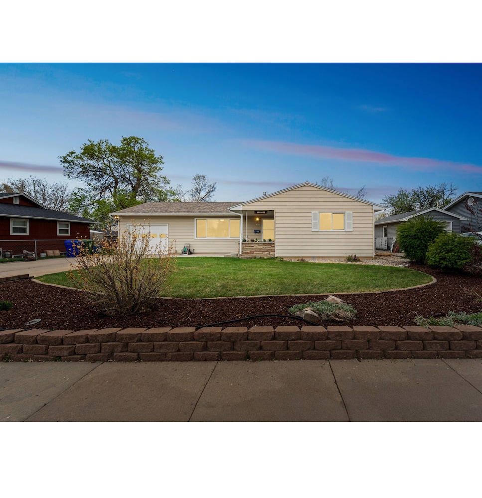 Cozy Loveland Ranch Perfect For Relaxation 3 Bedroom Home