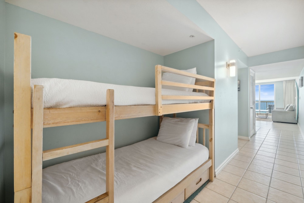Pelican Beach Resort by Panhandle Getaways