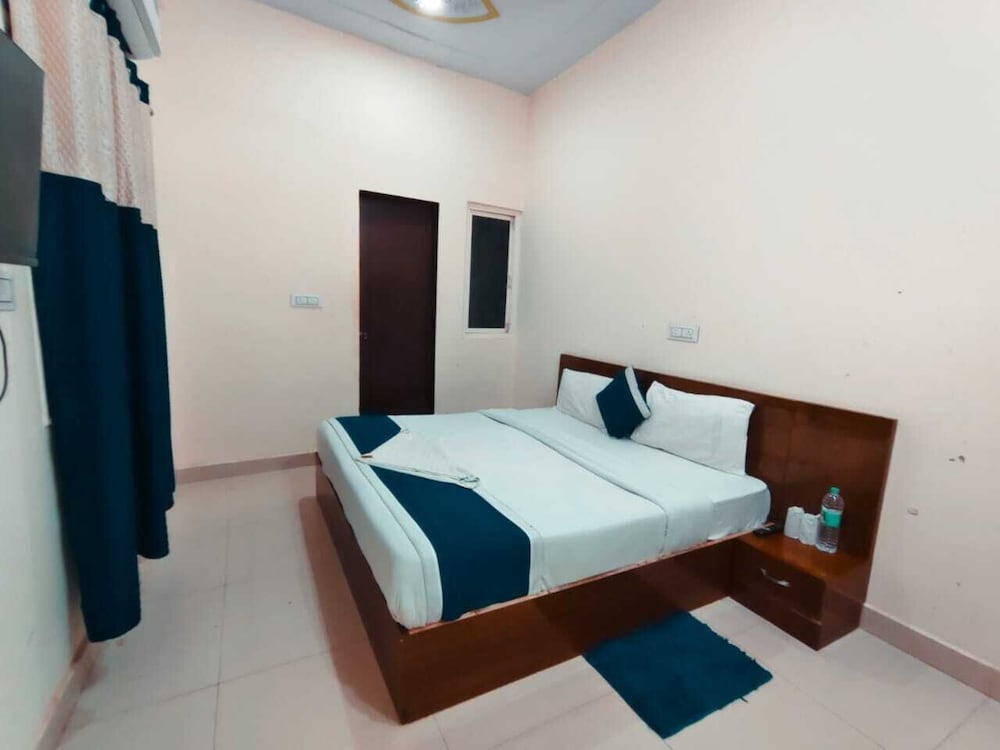 Radhe Shyam Resort By HRG Vrindavan