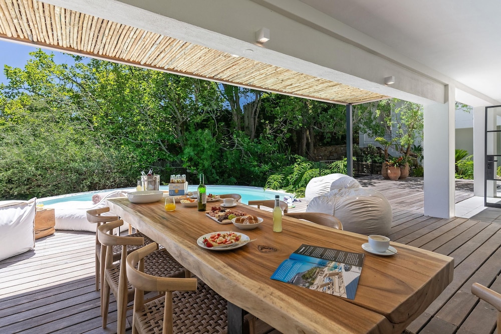 River 42 Camps Bay - Luxury Villa With Pool Stream