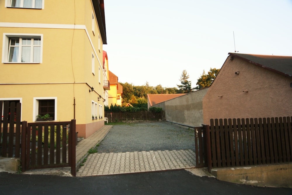 Photo 28