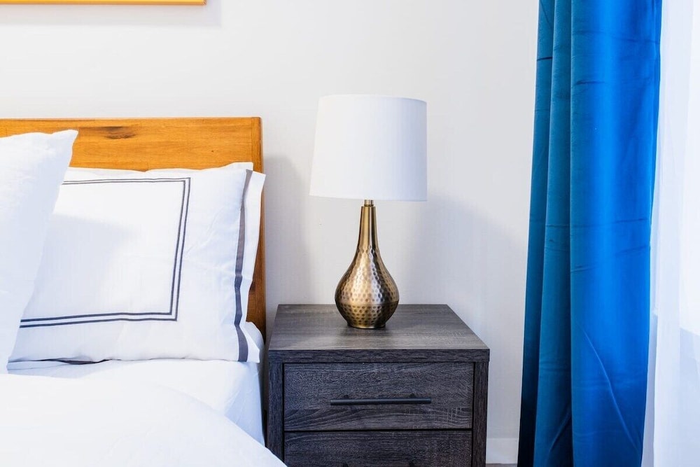1435 UES Apartment