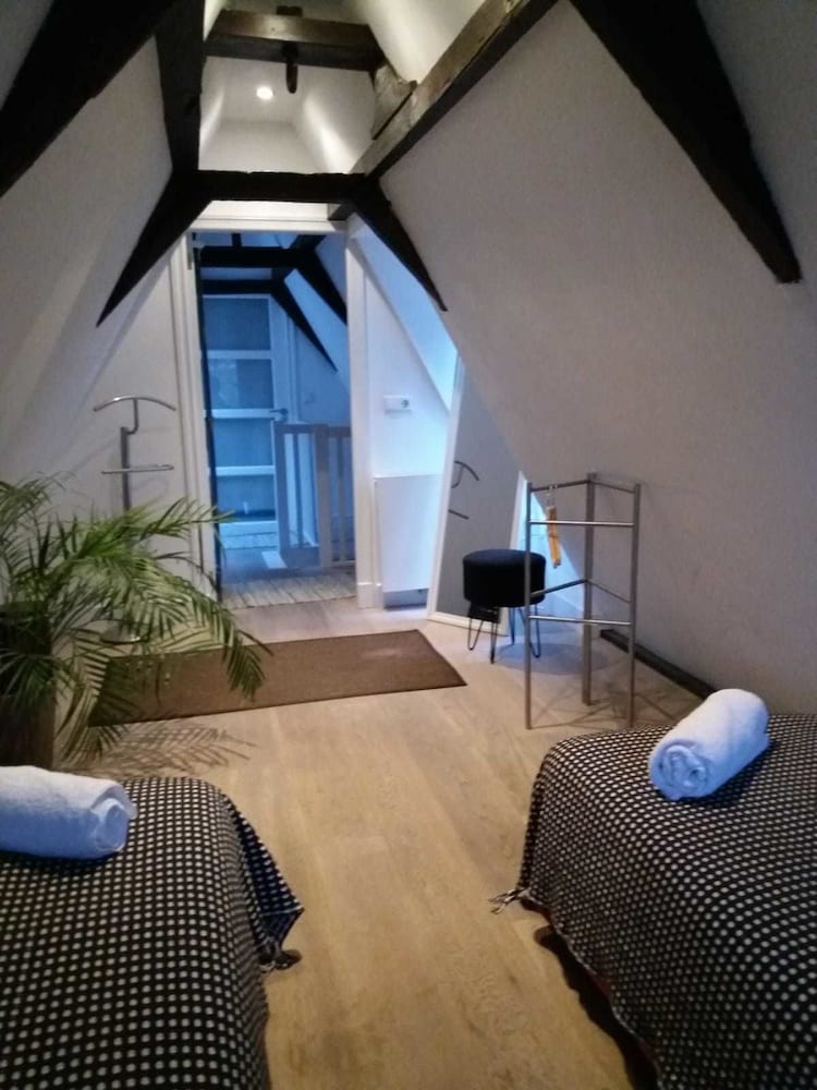 Residence 86