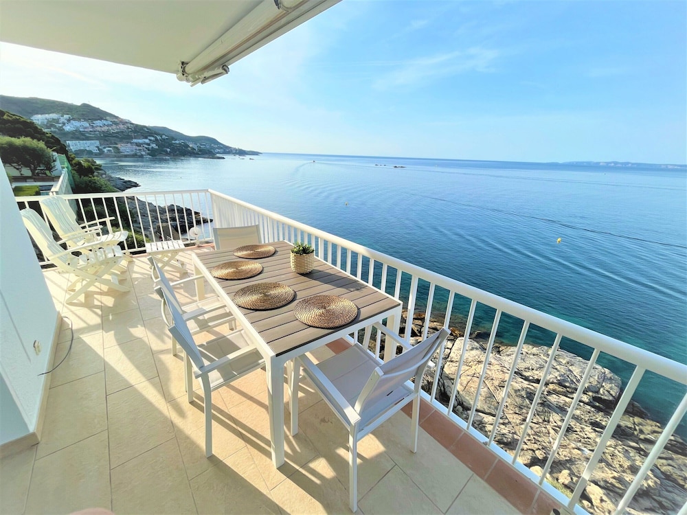 Apartment in Roses Near Canyelles Beach