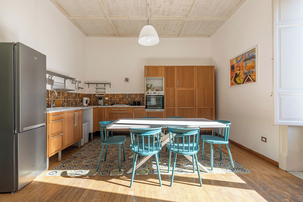Carlo Apartment with Terrace by Wonderful Italy