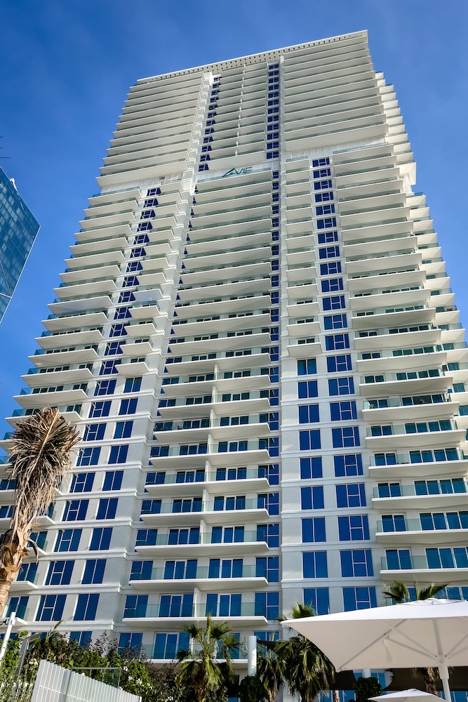 Paradise 2BR at JBR La Vie with Sea View