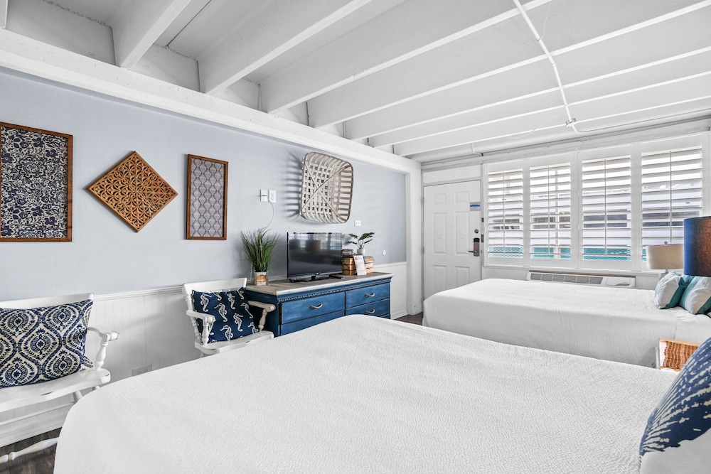 Fontainebleau Terrace by Panhandle Getaways view 4