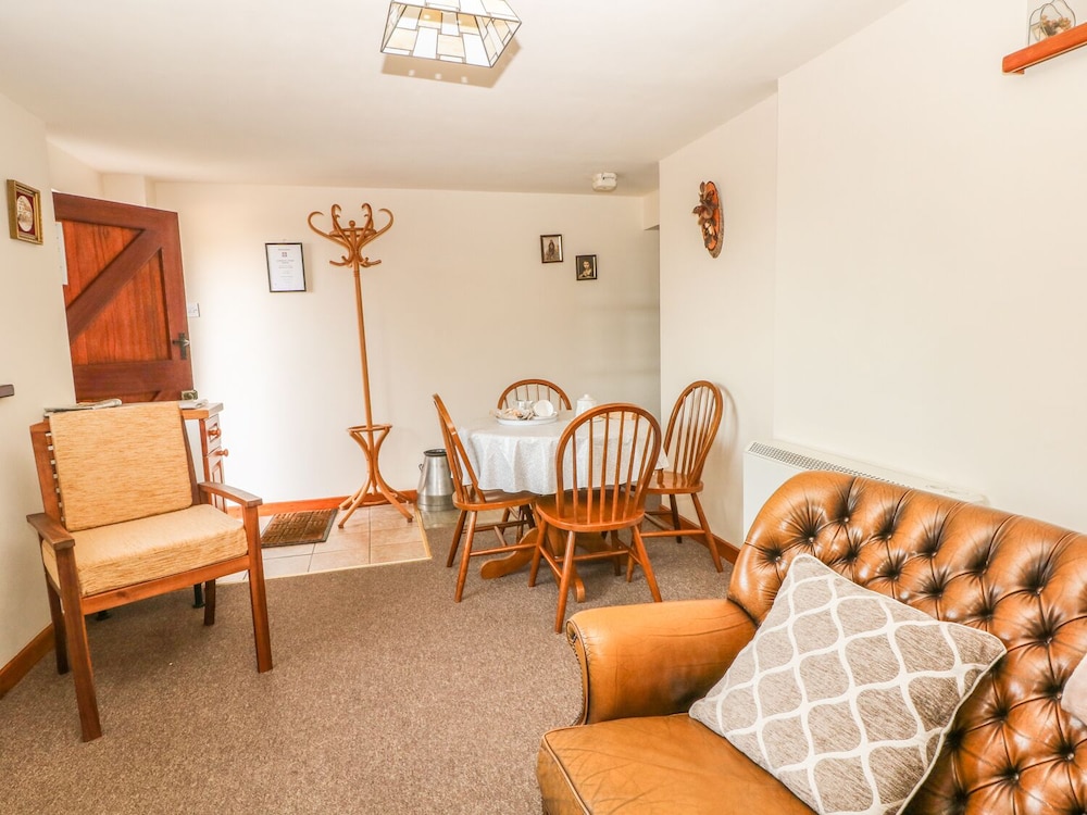 Cordwainer Cottage view 5