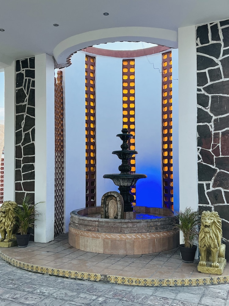 Nuevo Laredo Vacations - Hotel  Suites Hacienda Santa Maria - Property Image 2