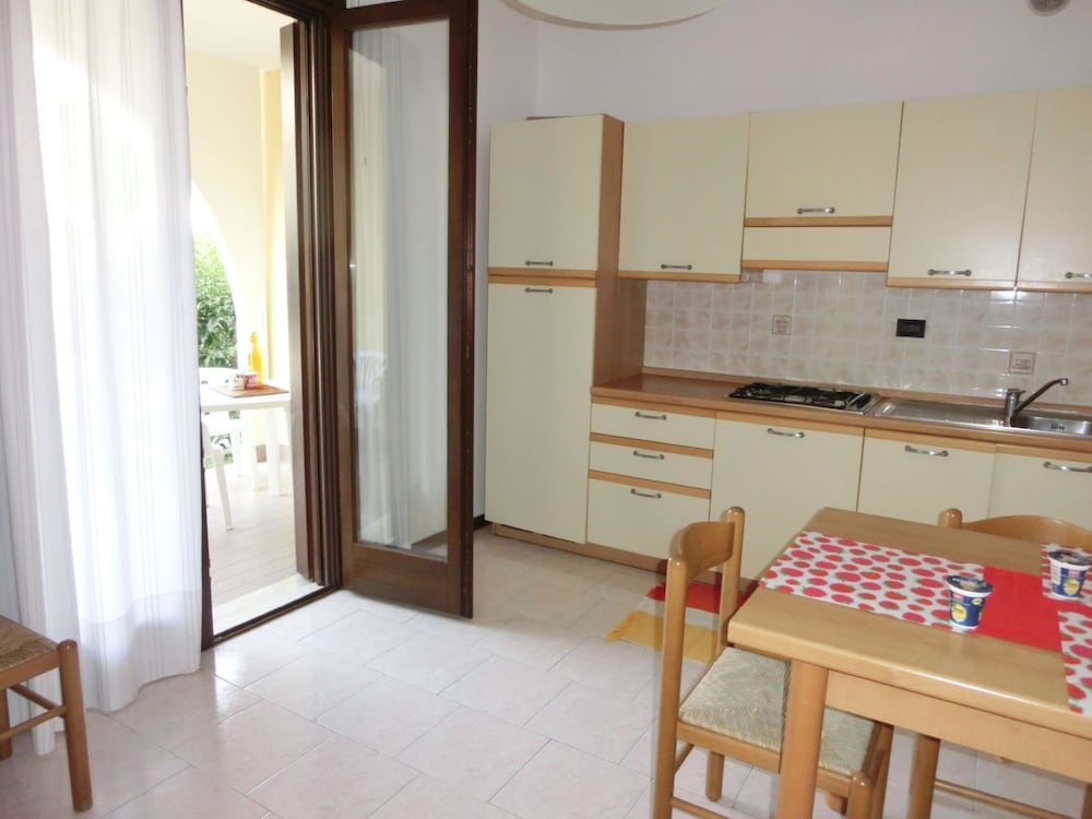 Feel at Home in This Apartment With Fenced Garden view 3