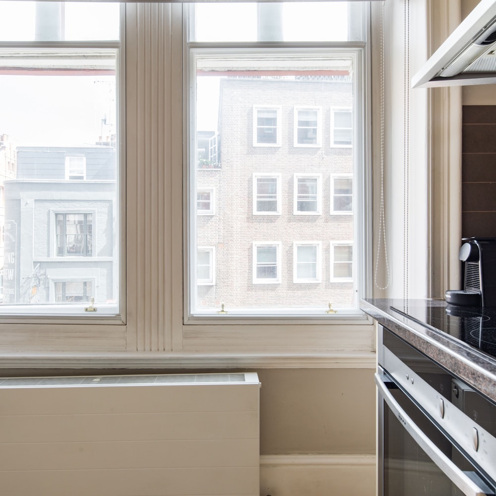 Cool Covent Garden Studio - Netflix Nespresso