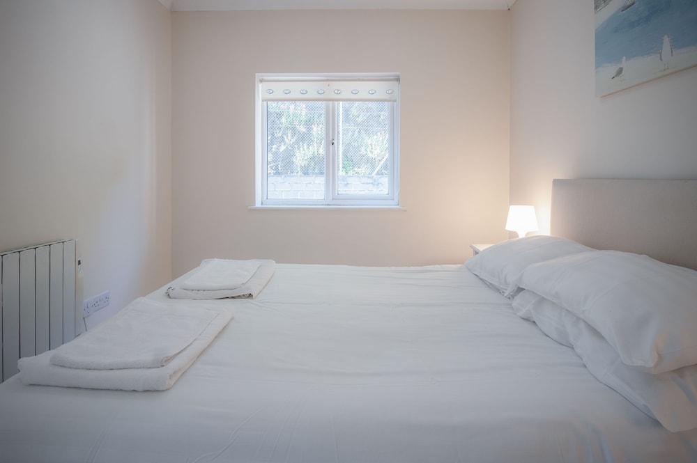 Sunbeam - 2 Bedroom Apartment - Pendine