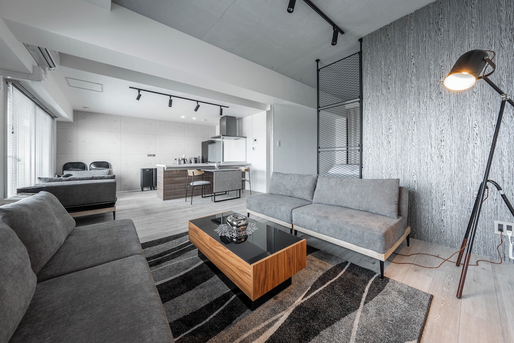 LUXIA 503