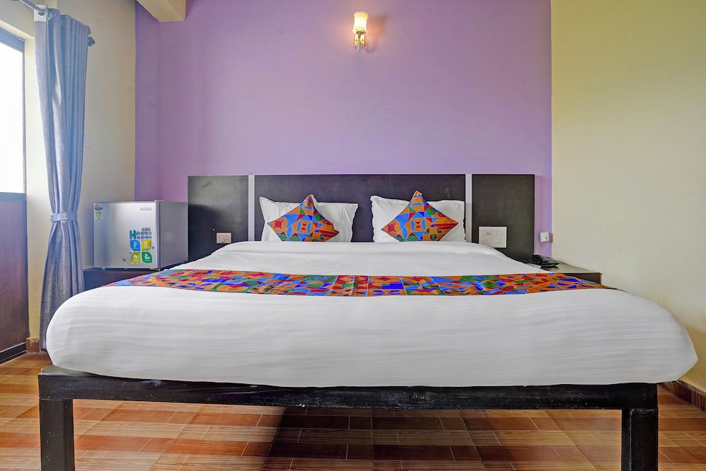 Fabhotel Golden Horizon