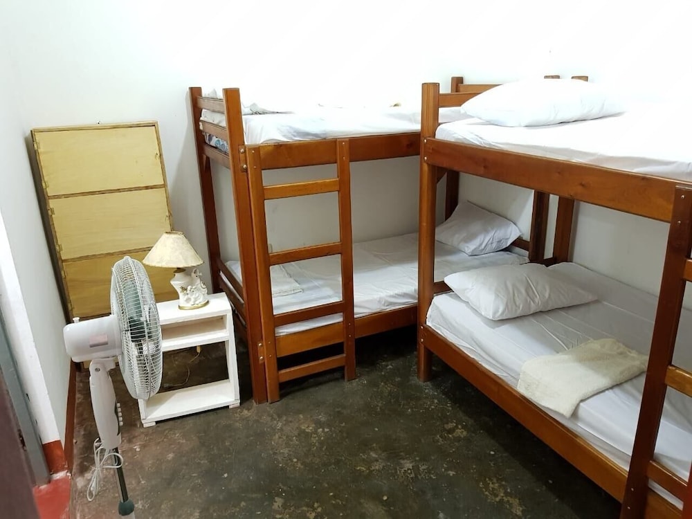Urcututo House - Hostel view 3