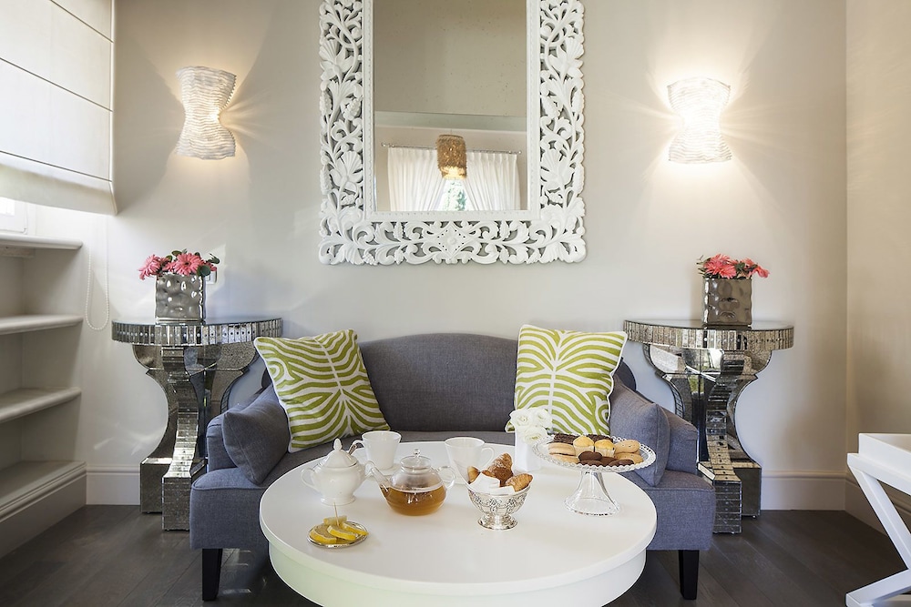 Pepoli9 Design Suites in Rome