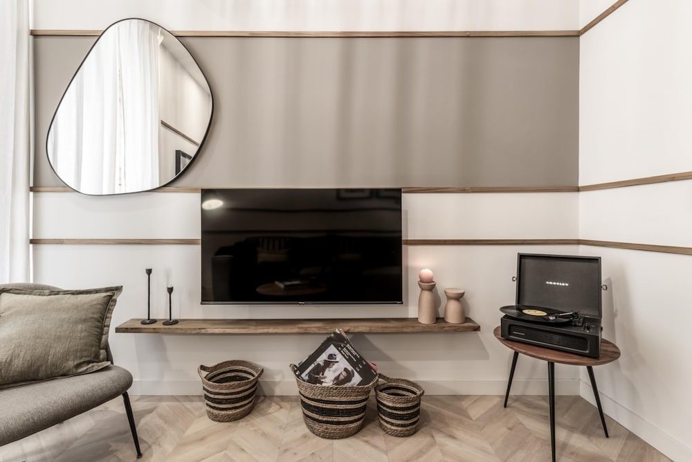 Posets - 3 Bedrooms in Malasa a