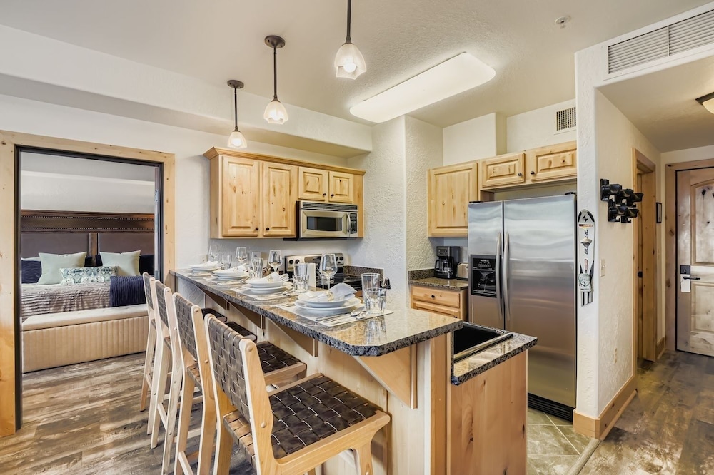 Silverado Getaway 124 1 Bedroom Condo