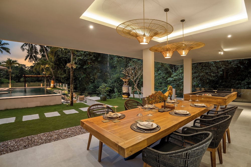 Villa Aikyam