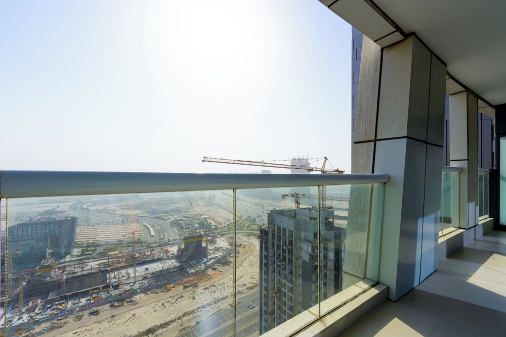Damac Paramount Towers - Business Bay