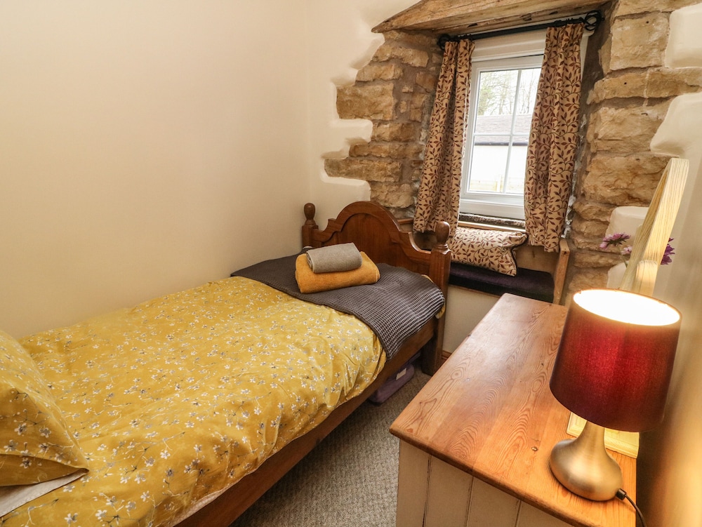 Cobble Cottage view 4