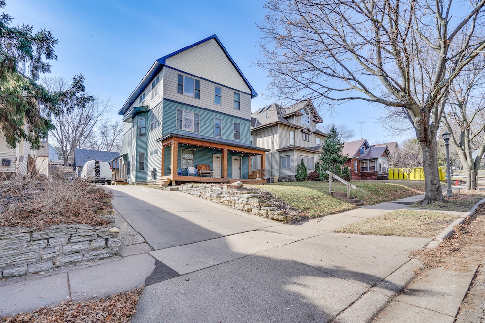 Pet-friendly Saint Paul Vacation Rental w/ Deck!
