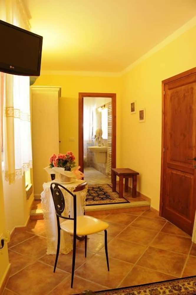 Photo 31