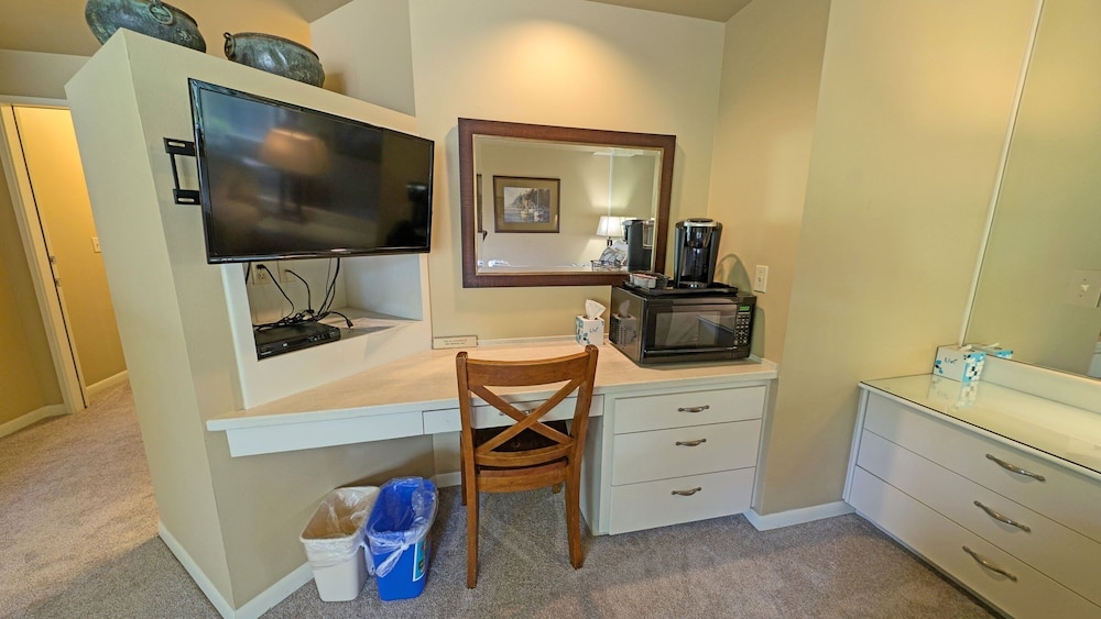 Mt Bachelor Village 424 B Sr 1 Bedroom Condo