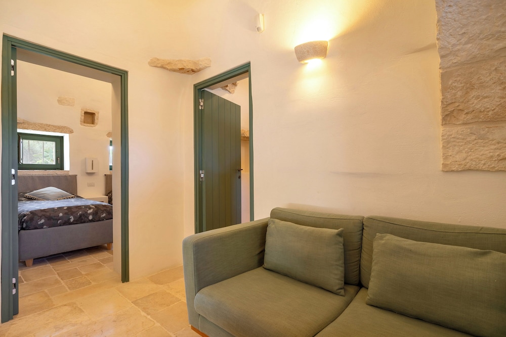 Trullo Pietra Rossa with Pool by Wonderful Italy