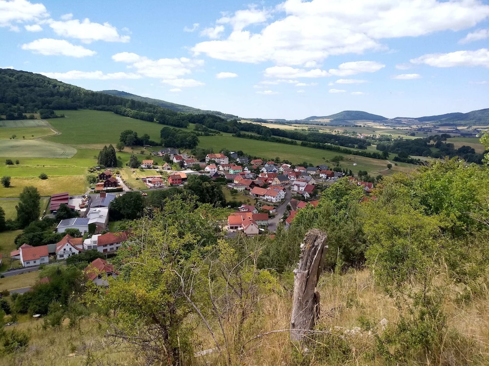 Charming Holiday Home With Natural Garden in Kaltennordheim-thuringia