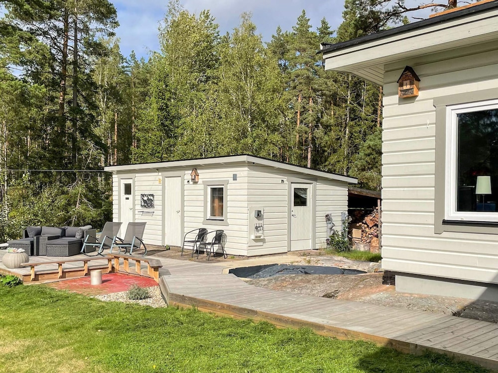 6 Person Holiday Home in Gamleby